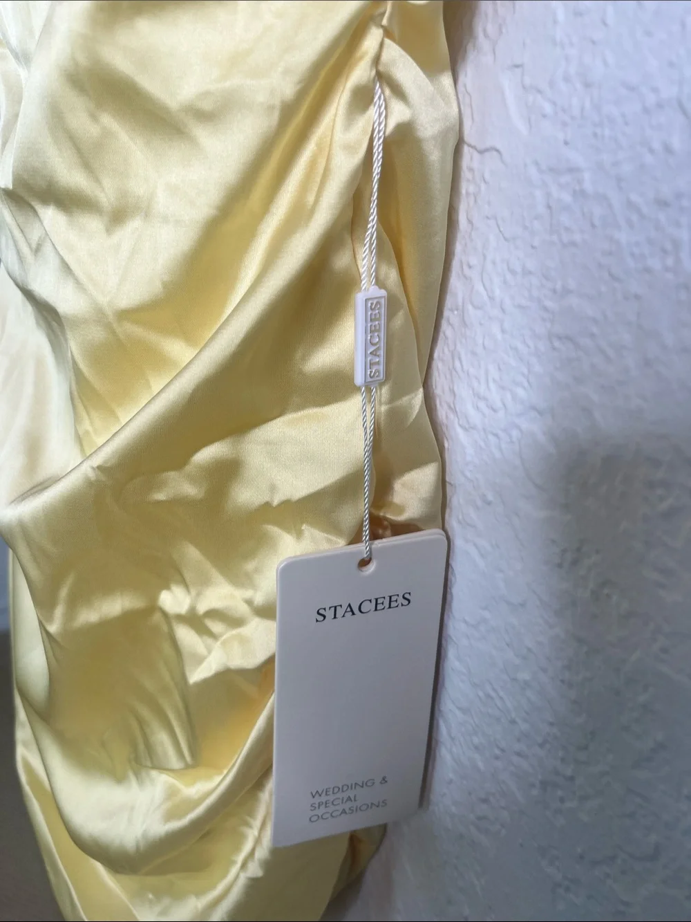NWT Stacees Sheath/Column Square Neckline Sleeveless Satin Dress Daffodil sz 0